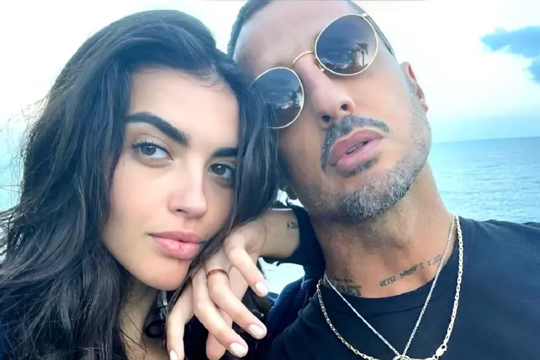 Chi è Sara Barbieri: età, carriera, vita privata della fidanzata di Fabrizio Corona
