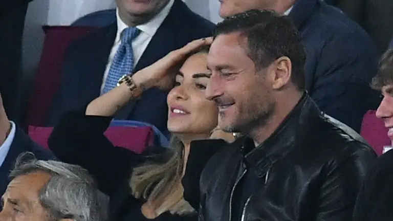Francesco Totti compie 47 anni, gli auguri di Noemi: "Vita mia"