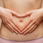 Pancia gonfia: cause, rimedi e cosa fare per combattere il gonfiore addominale