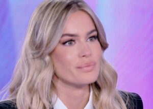 Uomini e Donne, l’ex tronista Sophie Codegoni confessa: Uomini e Donne, l’ex tronista Sophie Codegoni si confessa a Verissimo: "Basciano non c’era mentre partorivo"