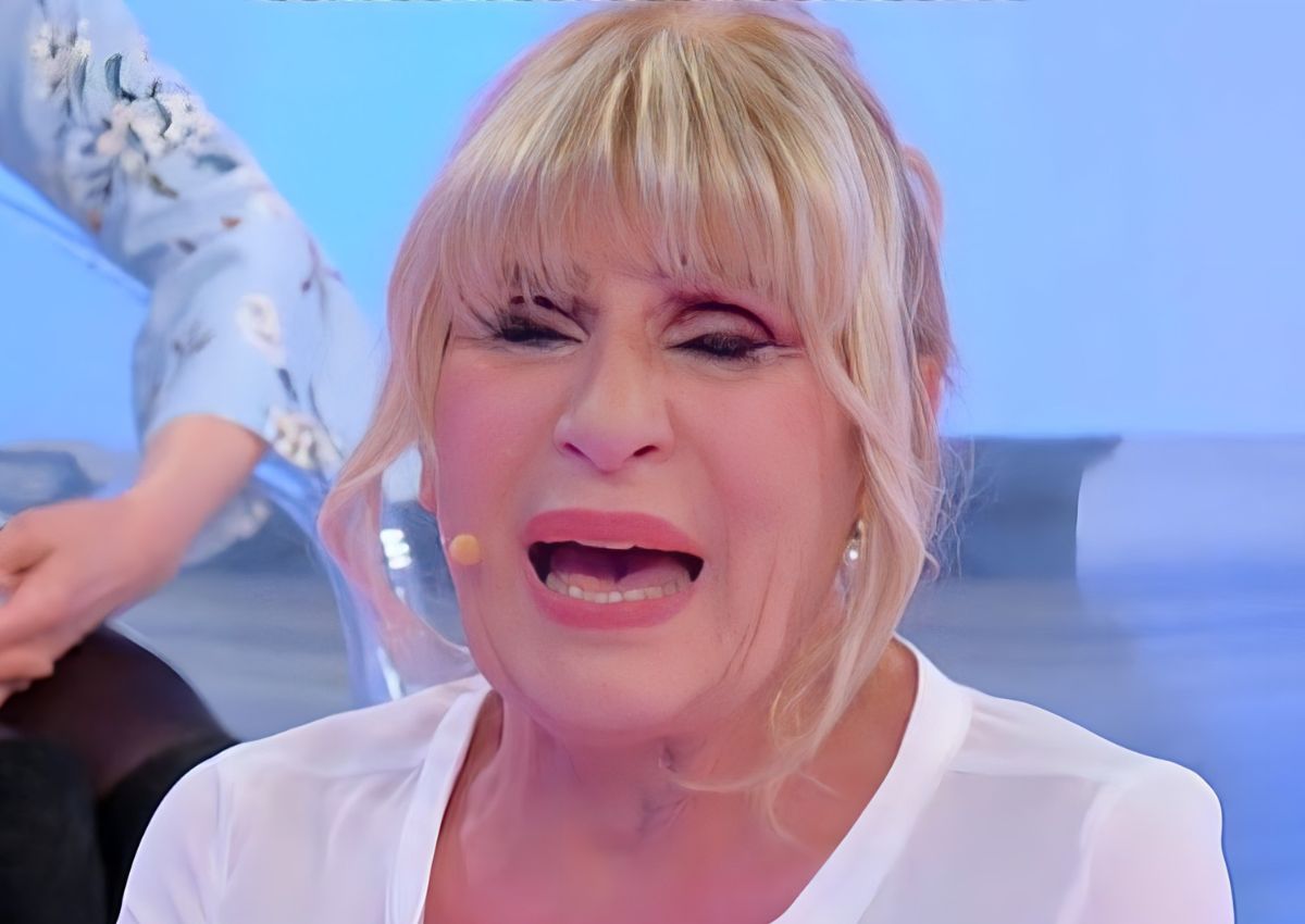 Uomini e Donne anticipazioni: Gemma Galgani fa una pazzia per tornare con Maurizio, lacrime in studio
