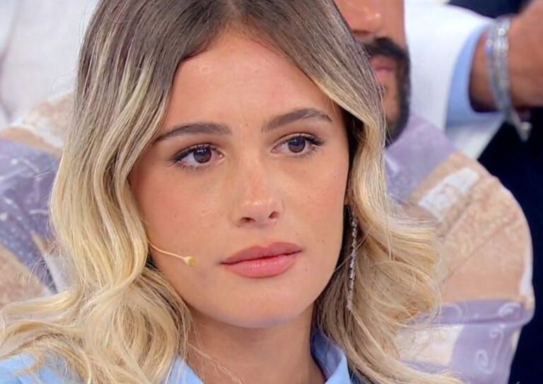 Chi è Valeria di Uomini e Donne: tutto sulla corteggiatrice di Cristian, somiglianza con Emma Marrone