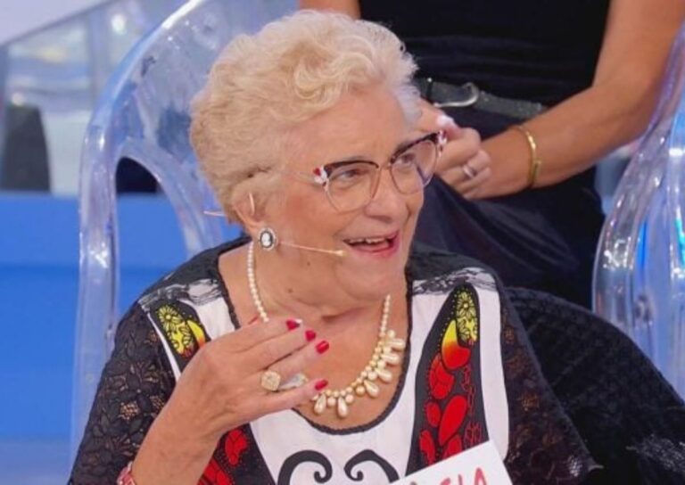 Chi è Carmela di Uomini e Donne Over: origini, età, ballo con Ciro