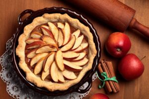 Torta di Mele, ricetta della Nonna: soffice e classica come vuole la tradizione
