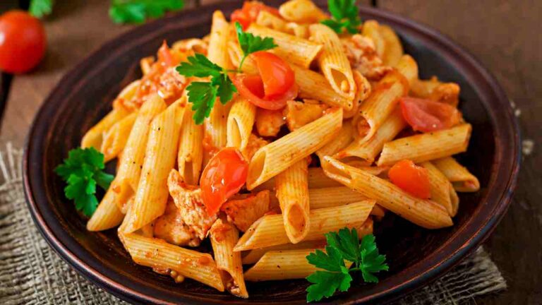 pasta con sugo