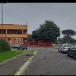 Campoverde, auto sul marciapiede in piazza Pedoth: muore un uomo di 66 anni