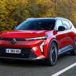 Renault Scénic e Rafale elettriche: nuova piattaforma in sviluppo, autonomia prevista fino a 750 km